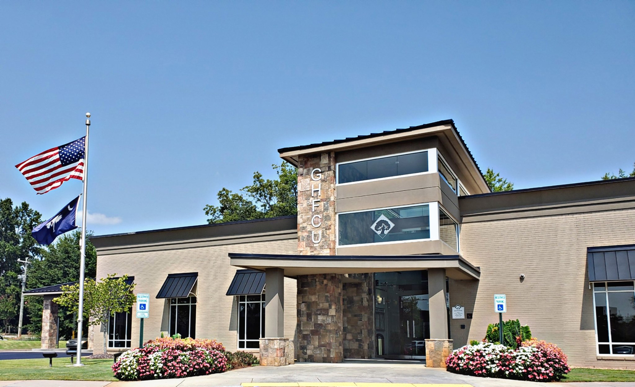 Exterior of Greenville Heritage Federal Credit Union main branch on Washington Street in Greenville, SC.